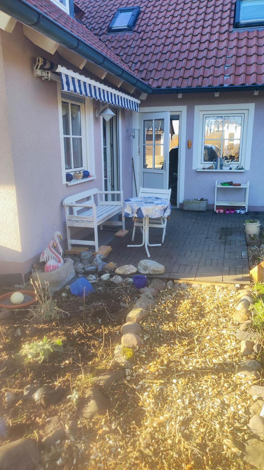 Ebert, Top-ausstattung Mit Garten, Terrasse & Wall-box Bei